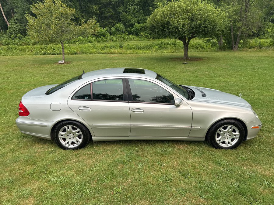 Used 2004 Mercedes-Benz E 320 4MATIC Sedan image 26