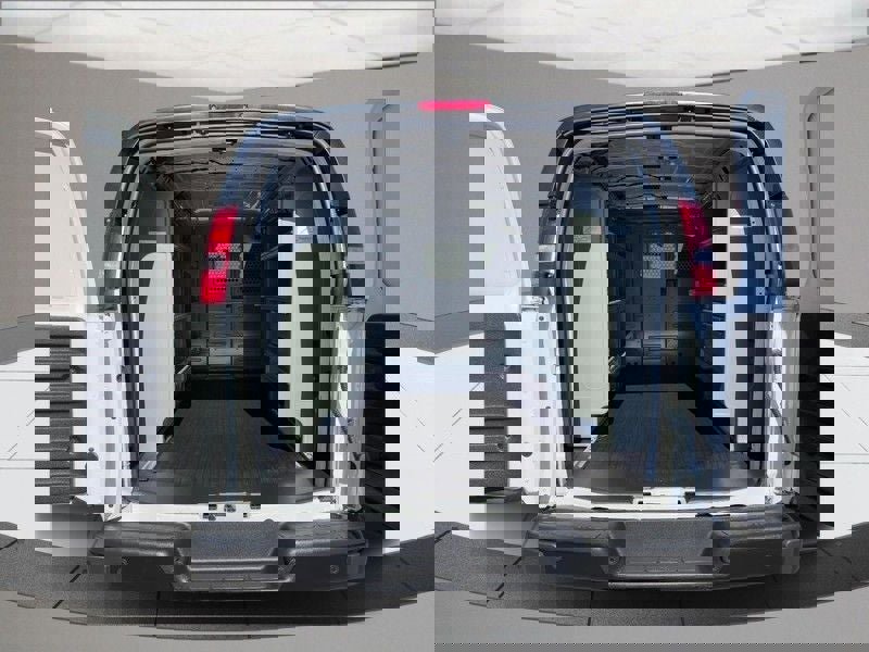 Used 2025 Chevrolet Express 2500 w/ Driver Convenience Package image 4