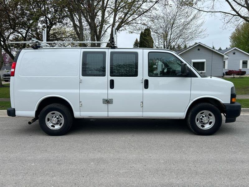 Used 2021 Chevrolet Express 2500 w/ Driver Convenience Package RWD image 6