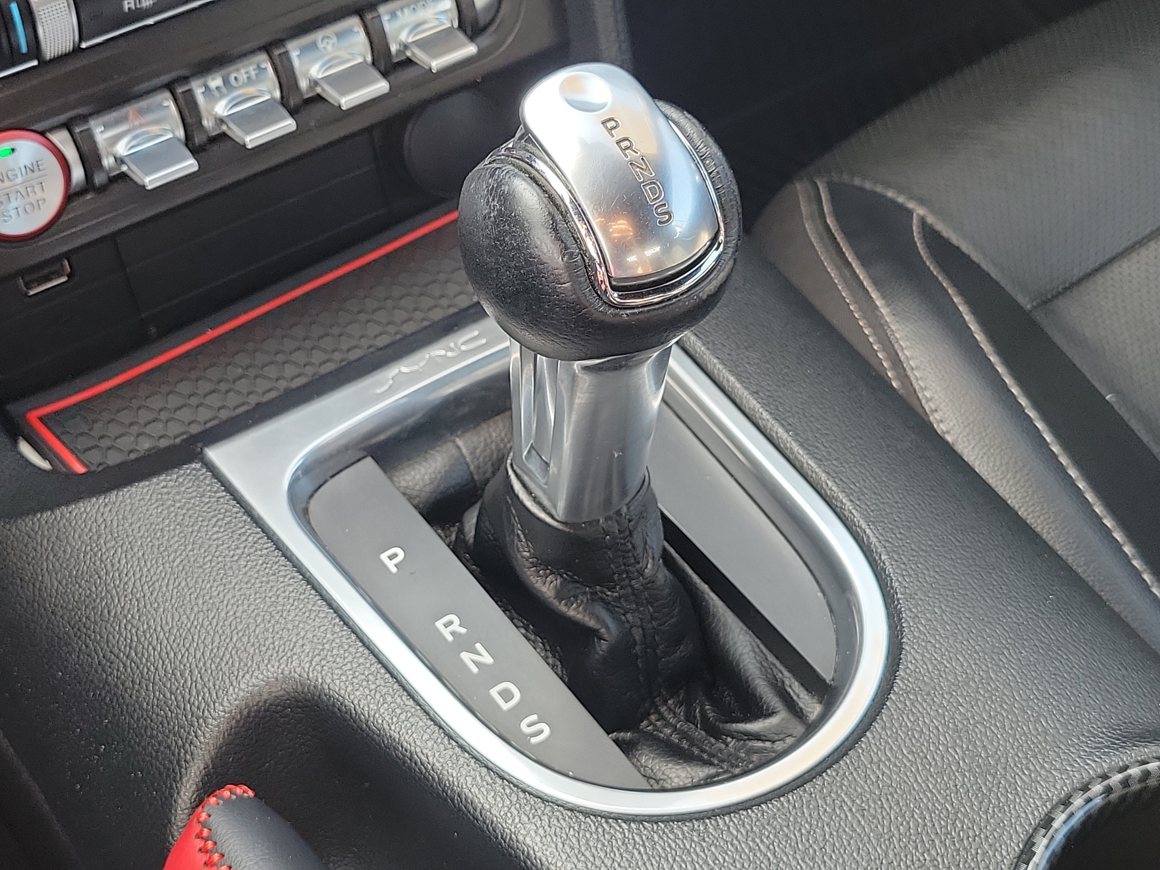 Used 2019 Ford Mustang GT Premium RWD image 33