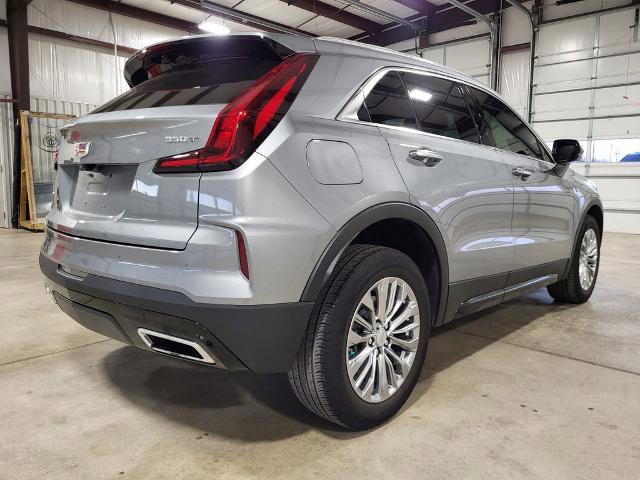Used 2024 Cadillac XT4 Premium Luxury w/ Technology Package image 5