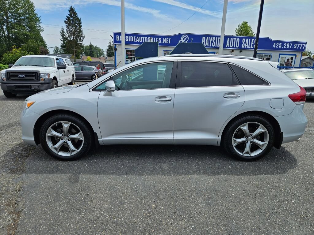 Used 2013 Toyota Venza XLE w/ Tow Prep Pkg AWD/4WD image 2