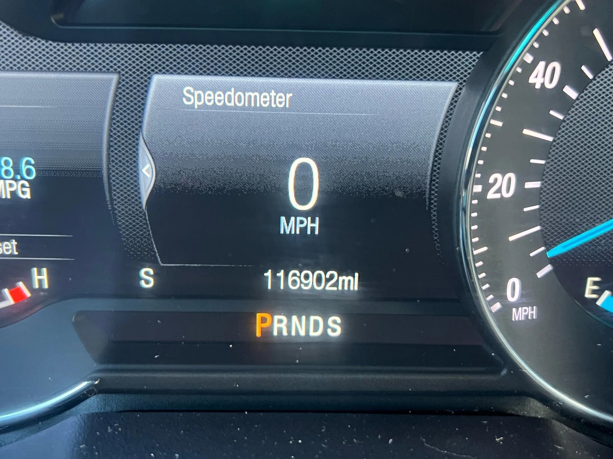 Used 2018 Ford Explorer Platinum image 13