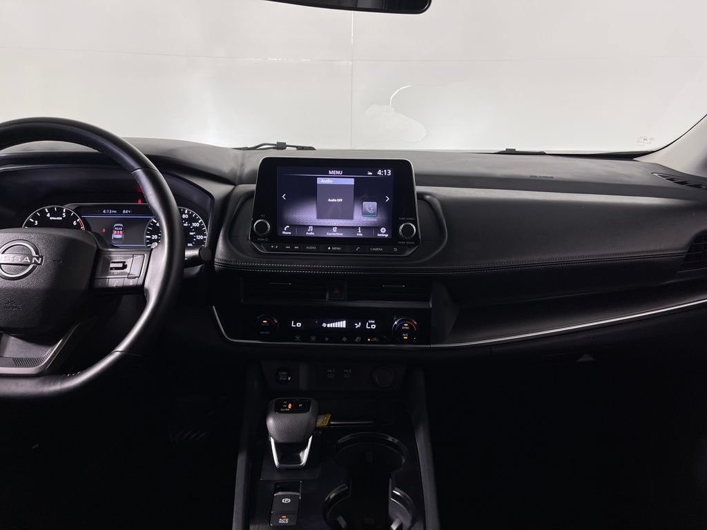 Used 2025 Nissan Rogue SV FWD image 15