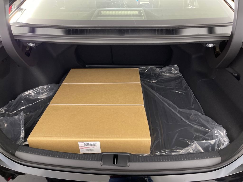 New 2026 Toyota Crown XLE image 10