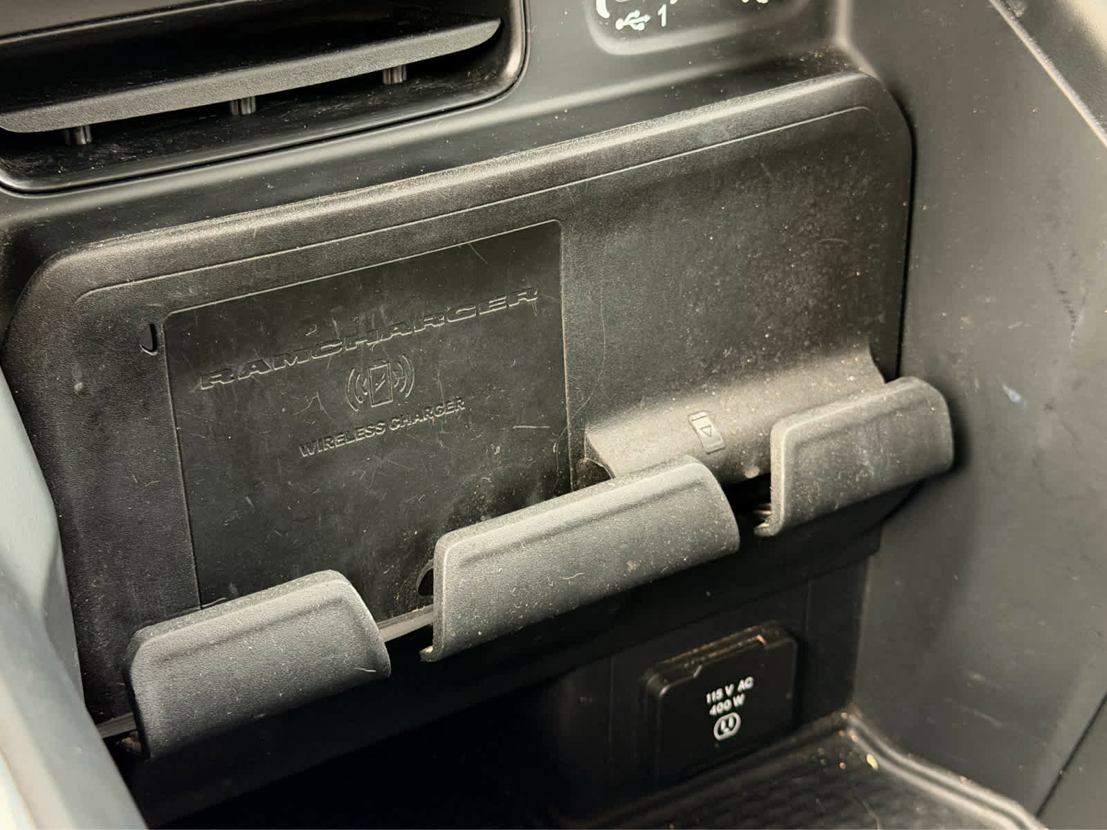 Used 2020 RAM 3500 Laramie image 19