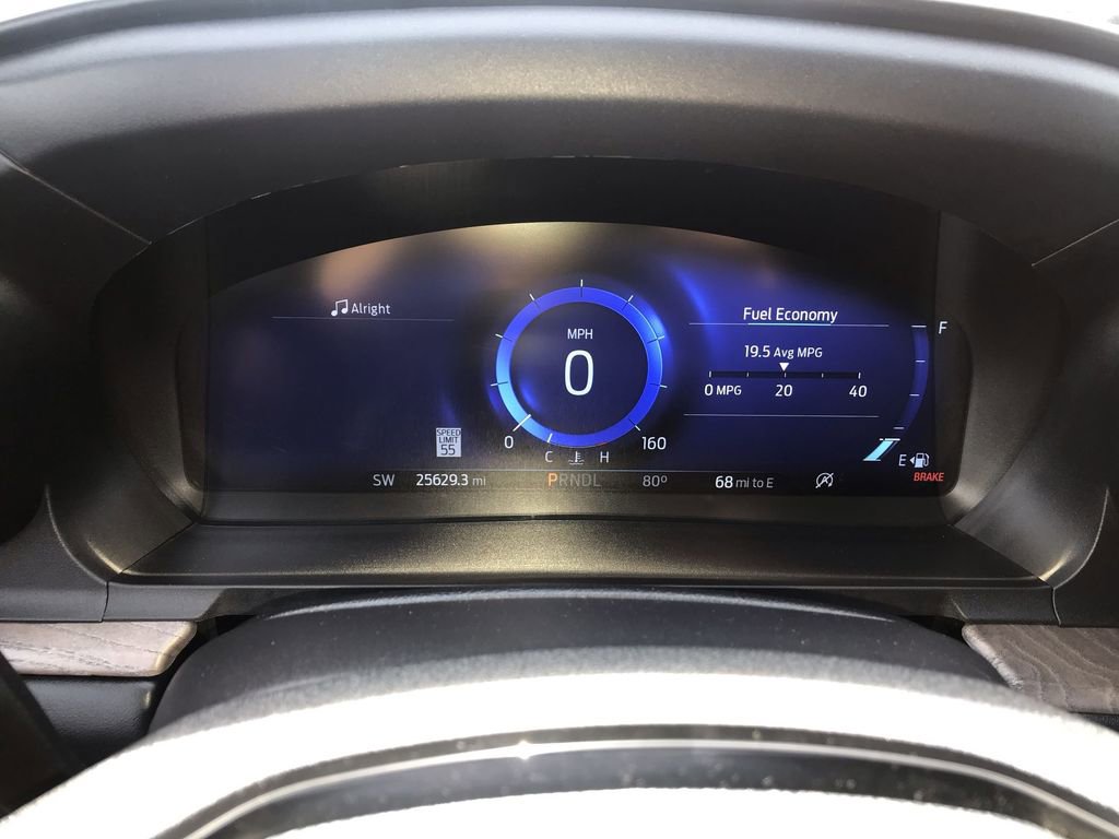 Used 2023 Ford Explorer Platinum w/ Technology Package image 15