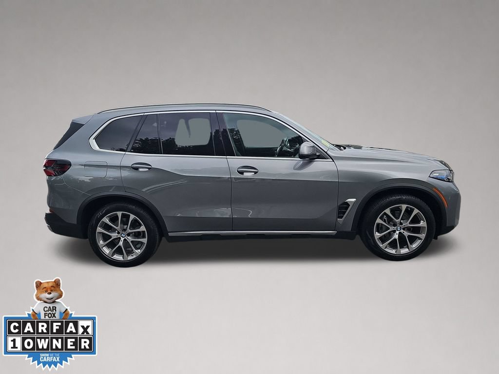 Certified 2024 BMW X5 xDrive40i w/ Premium Package AWD/4WD image 3
