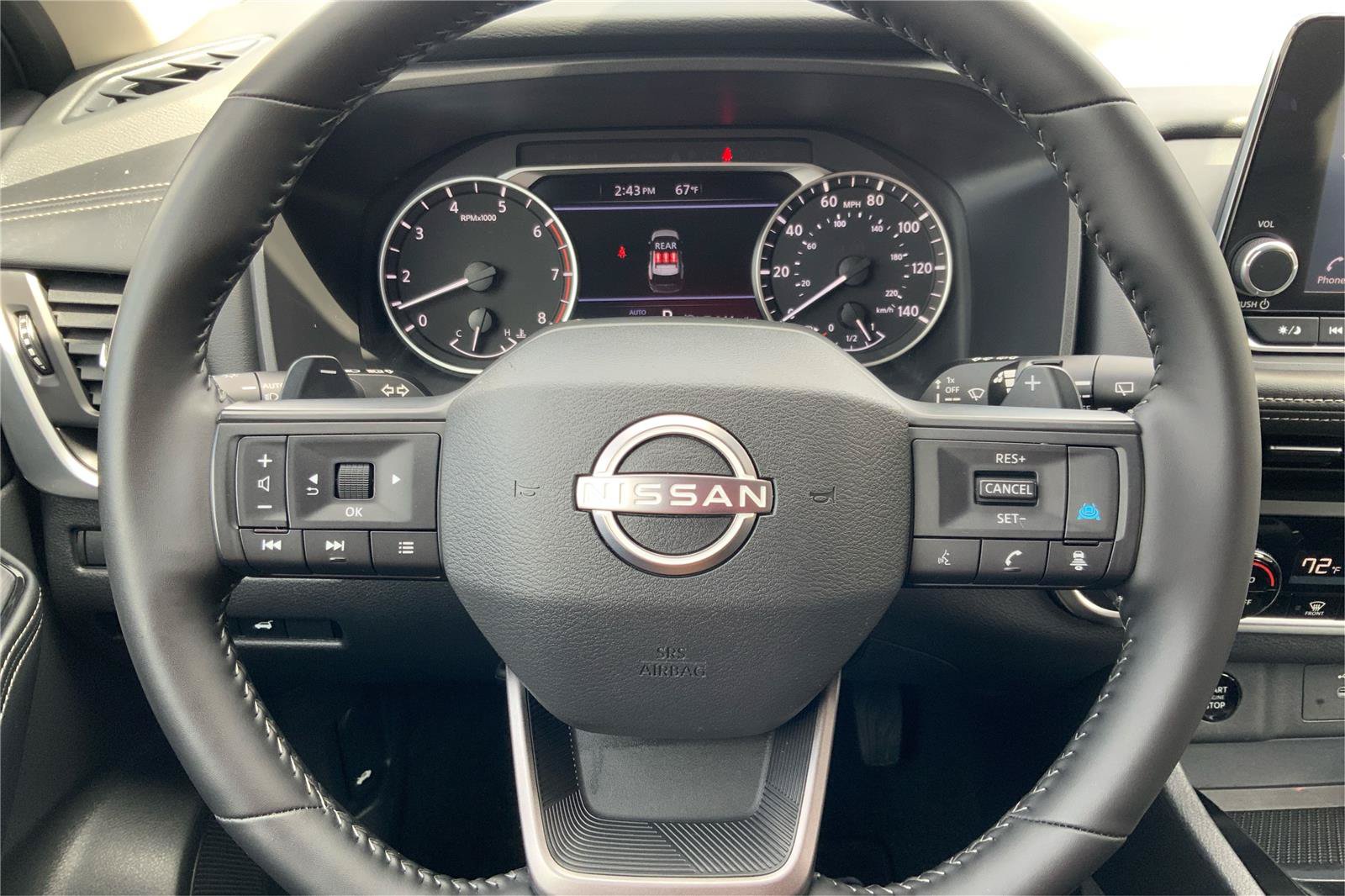 Used 2025 Nissan Rogue SV AWD/4WD image 16