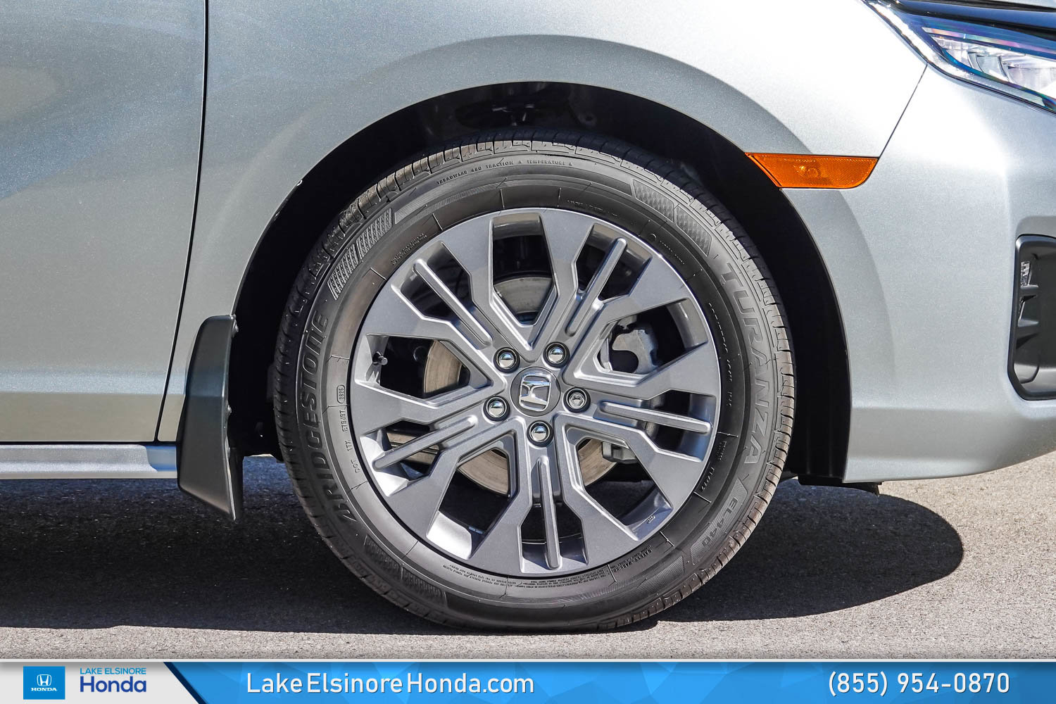 New 2026 Honda Odyssey Touring image 8