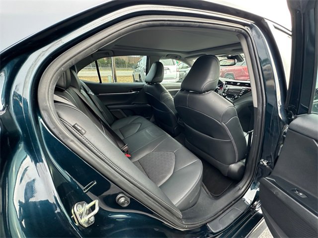 Used 2020 Toyota Camry XSE image 17