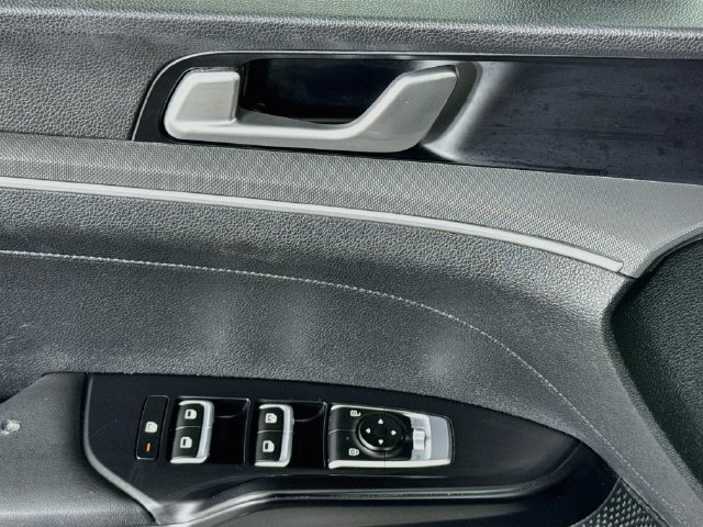 Used 2022 Kia K5 LXS FWD image 21