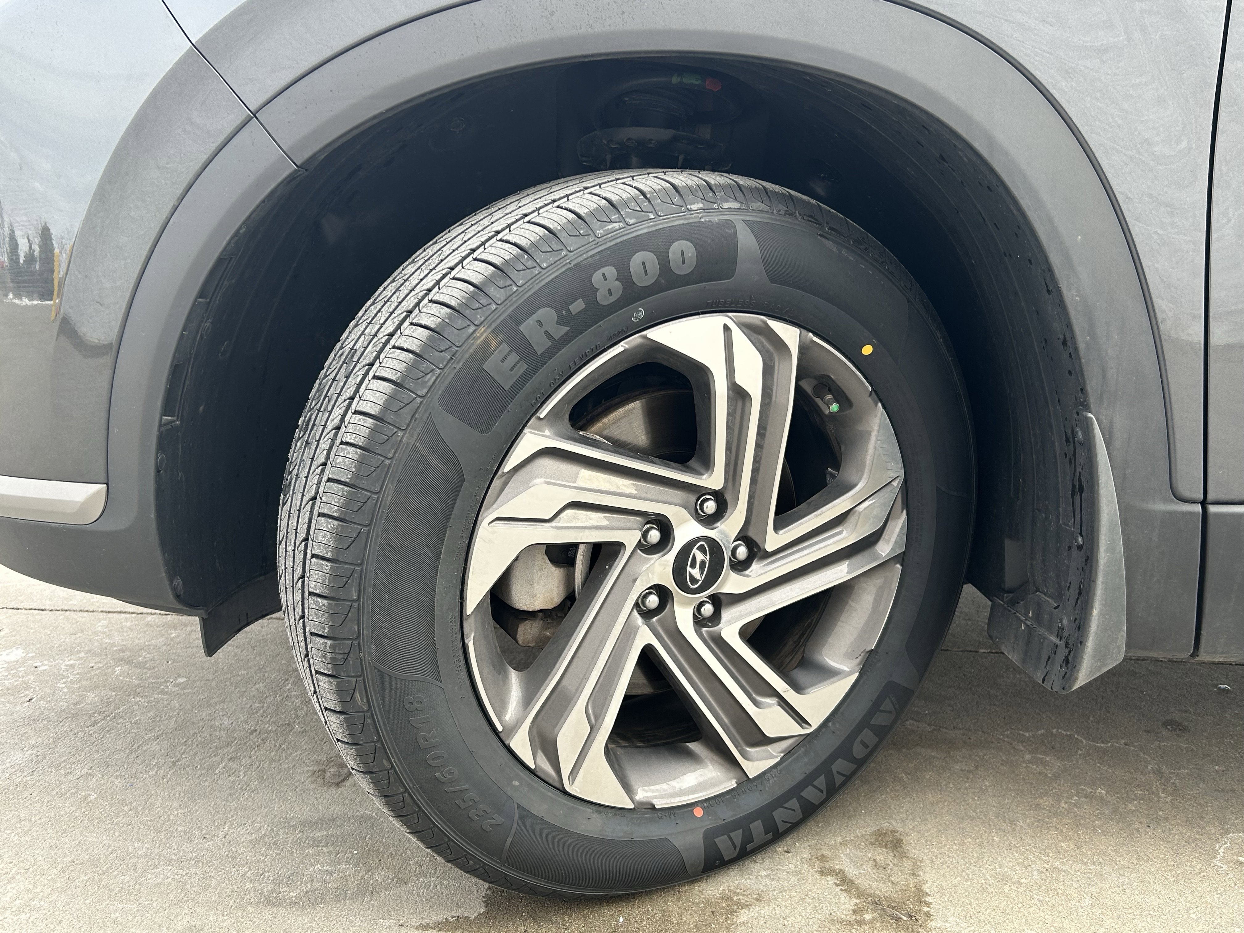 Used 2023 Hyundai Santa Fe SEL image 9