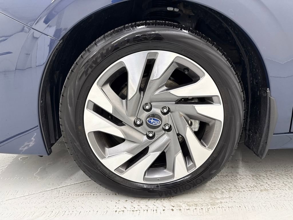 Certified 2025 Subaru Legacy Limited image 9