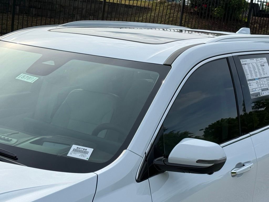 New 2026 Buick Enclave Avenir w/ Super Cruise Package FWD image 10