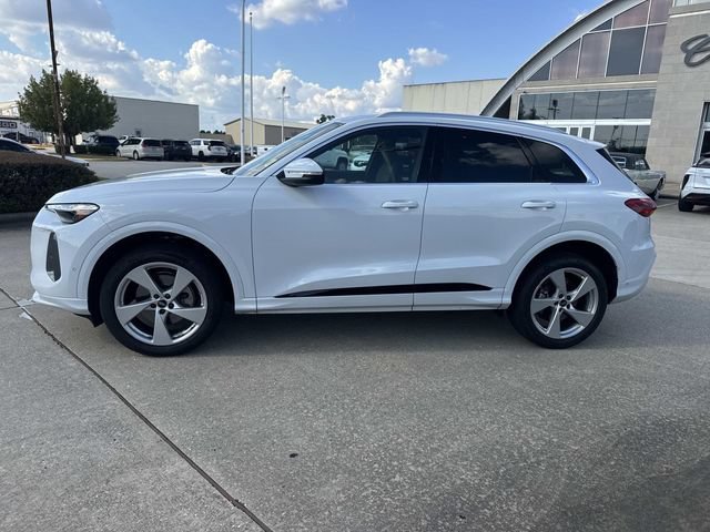 Used 2025 Audi Q5 Premium Plus AWD/4WD image 8
