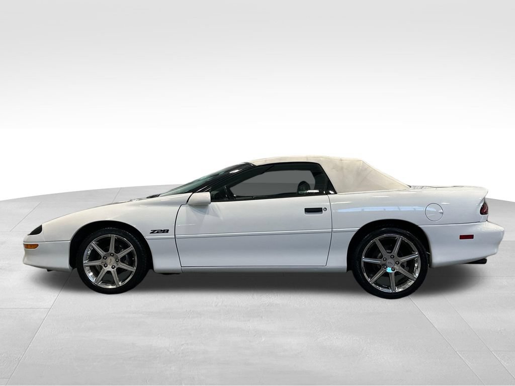 Used 1995 Chevrolet Camaro Z28 RWD image 4