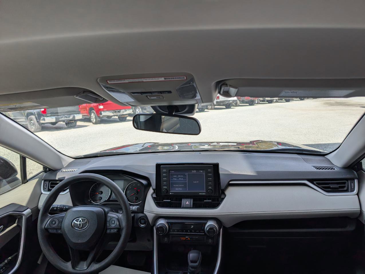 Used 2020 Toyota RAV4 XLE image 17