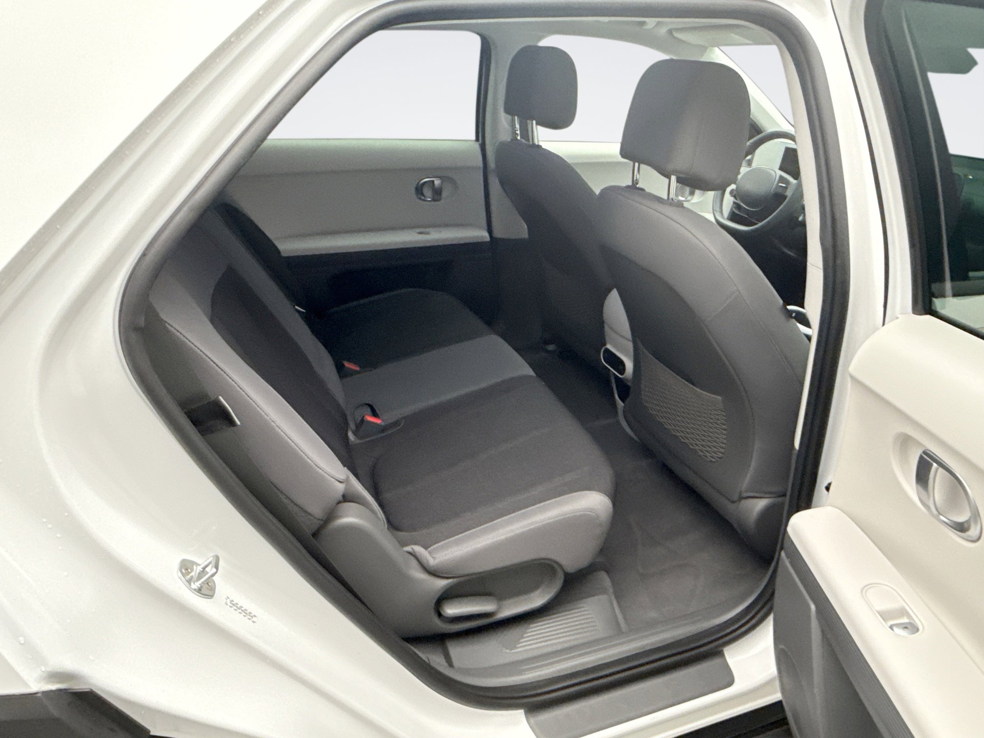 Used 2022 Hyundai Ioniq 5 SE image 18