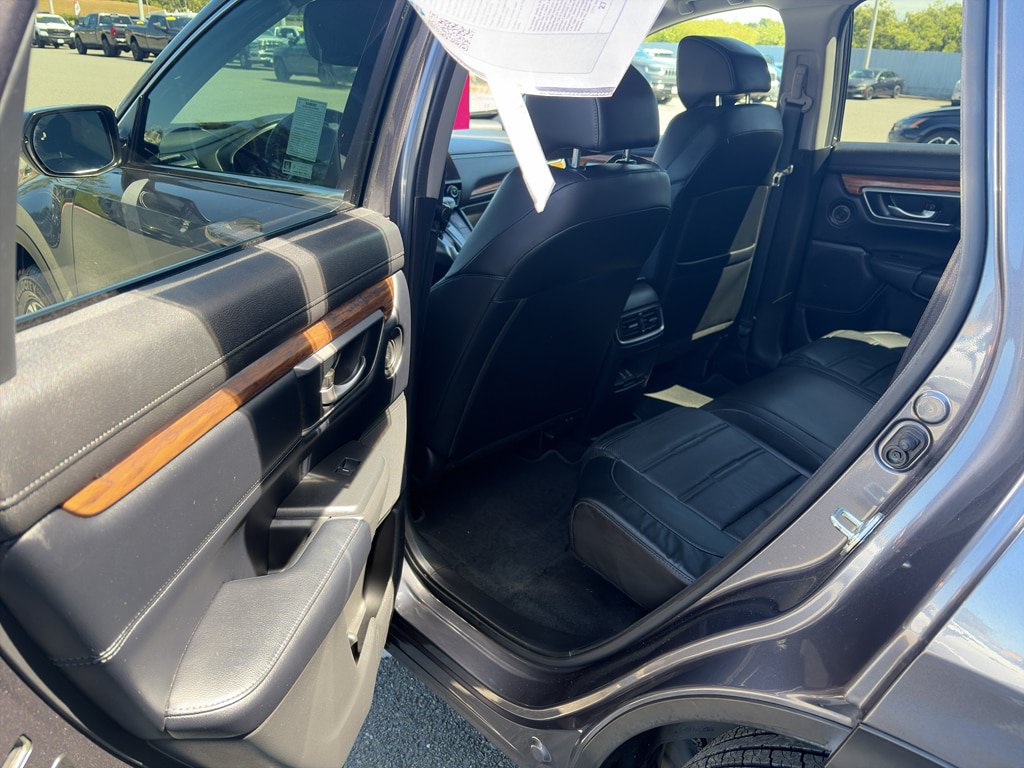Used 2018 Honda CR-V Touring image 14