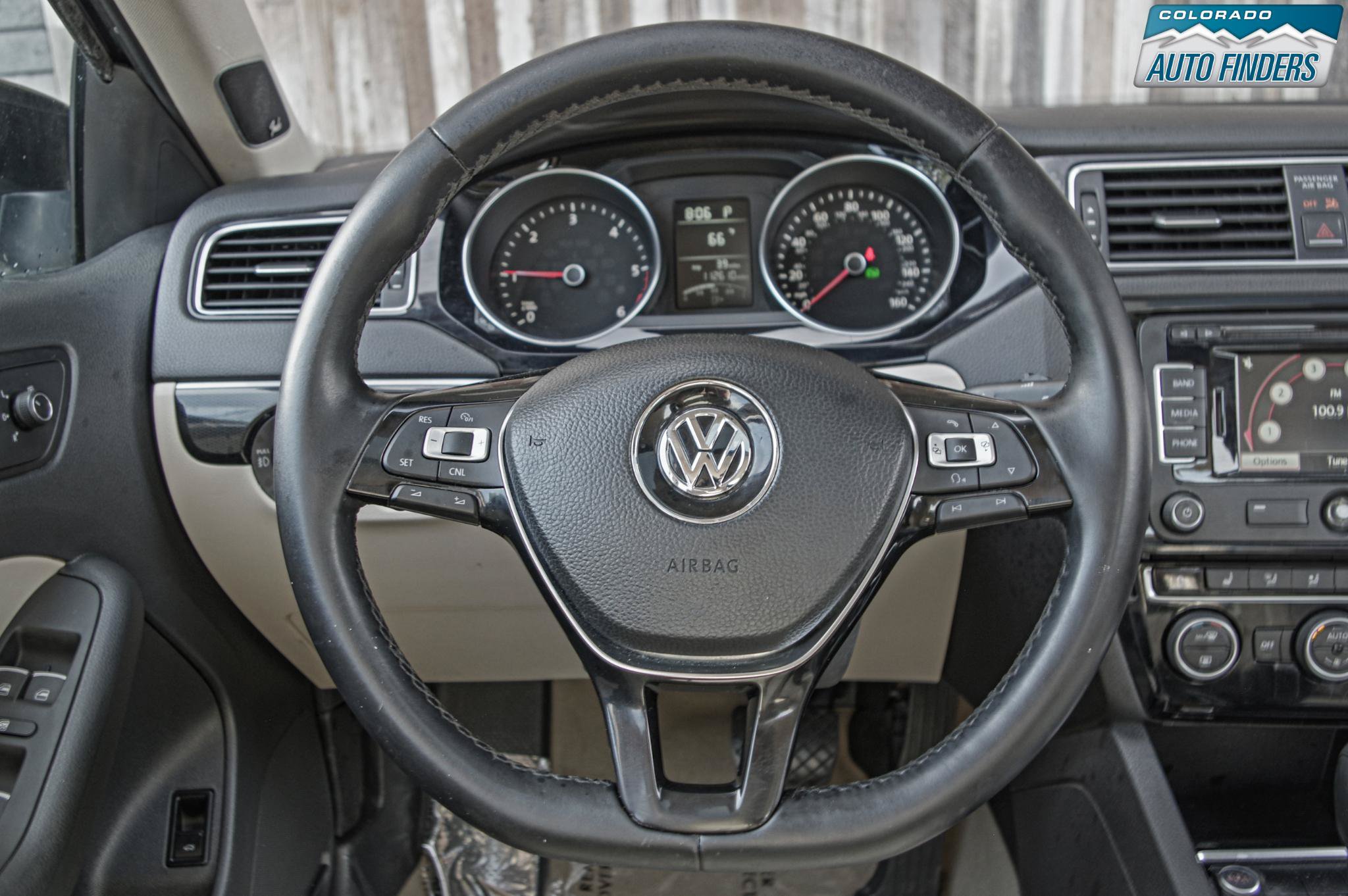 Used 2015 Volkswagen Jetta TDI SEL FWD image 13