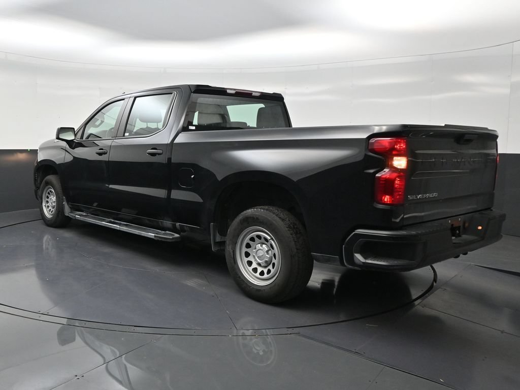 Used 2024 Chevrolet Silverado 1500 W/T RWD image 3