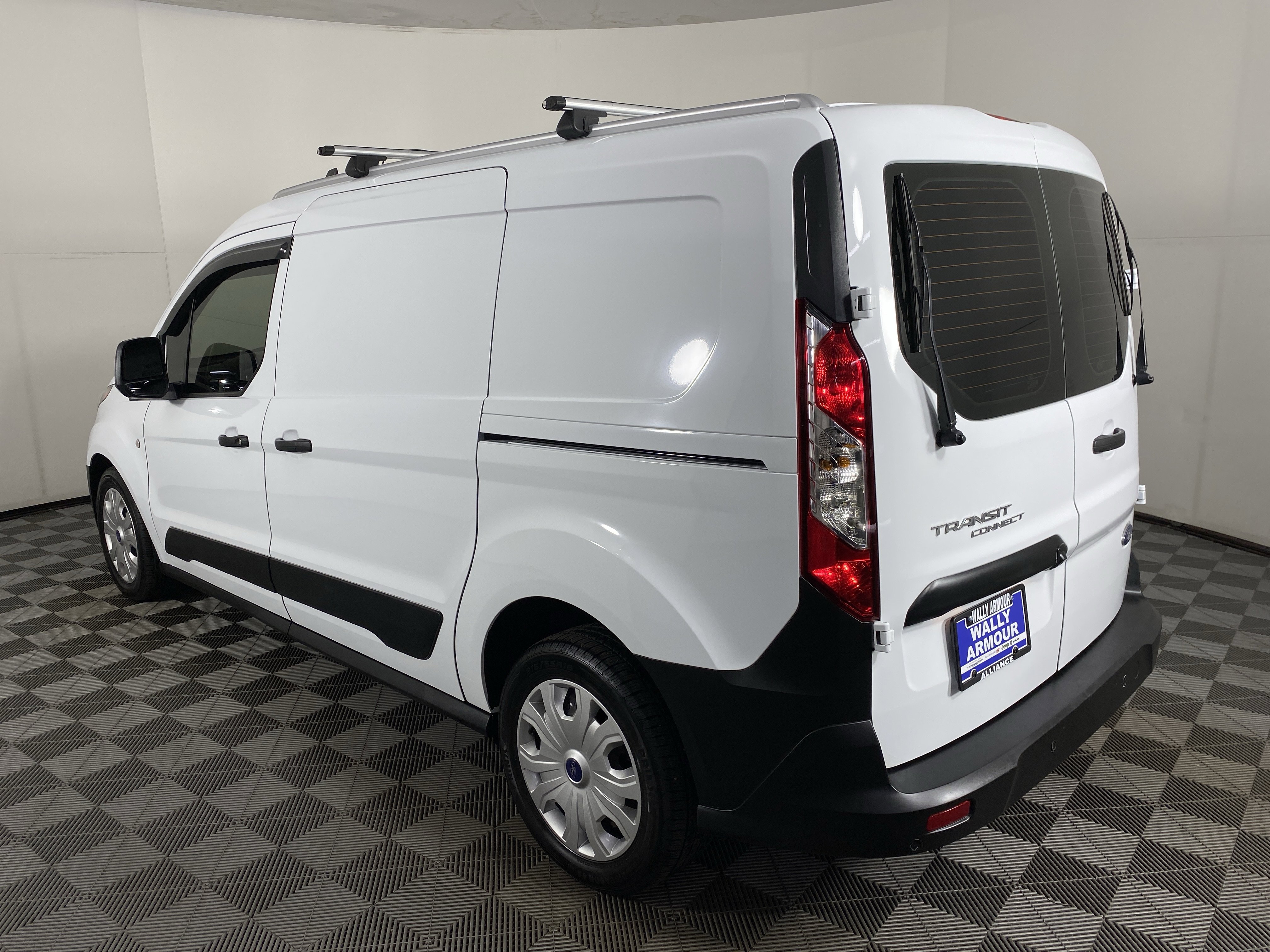 Used 2023 Ford Transit Connect XL image 8