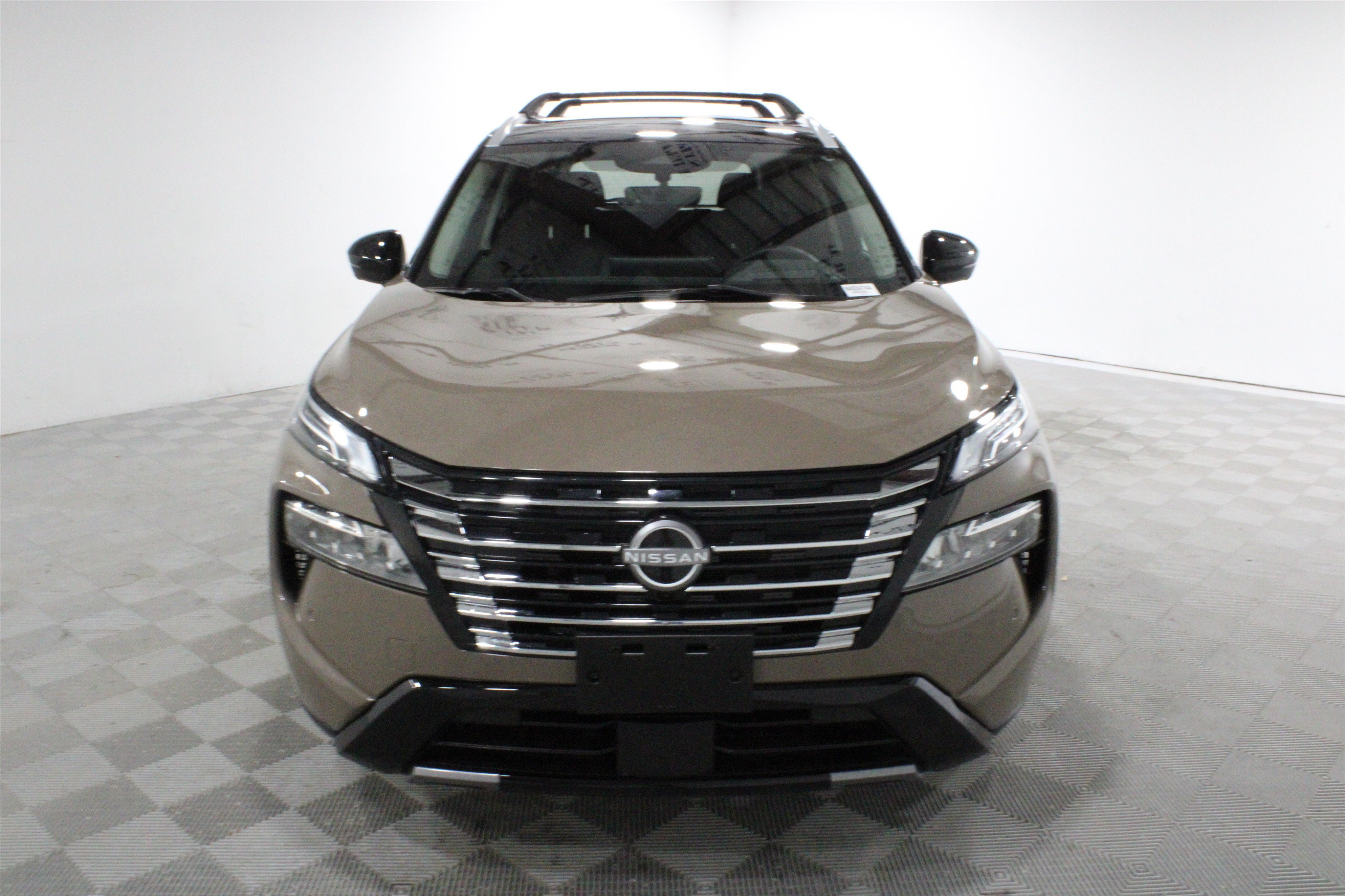 Used 2024 Nissan Rogue Platinum w/ Platinum Premium Package AWD/4WD image 32