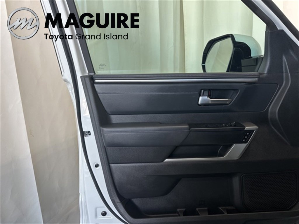 Used 2025 Toyota Tundra Platinum image 17