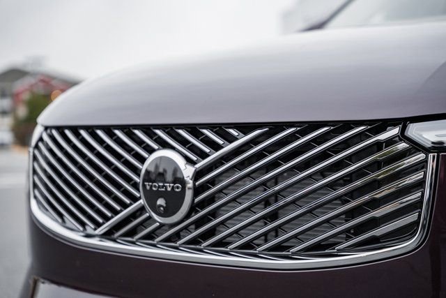 New 2026 Volvo XC90 B6 Ultra w/ Protection Package Premier AWD/4WD image 12