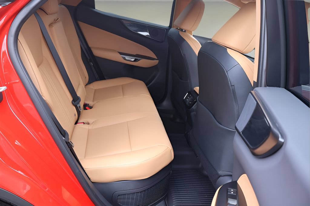 Used 2025 Lexus NX 350h AWD w/ Accessory Package (2T) image 16