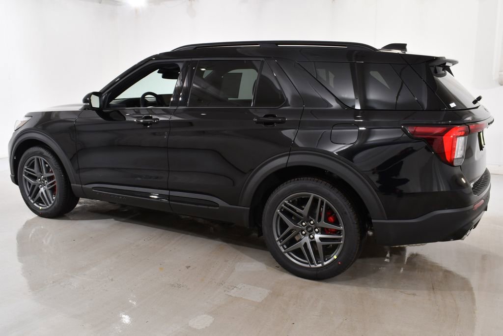 New 2026 Ford Explorer ST w/ Sun And Sound Package image 15