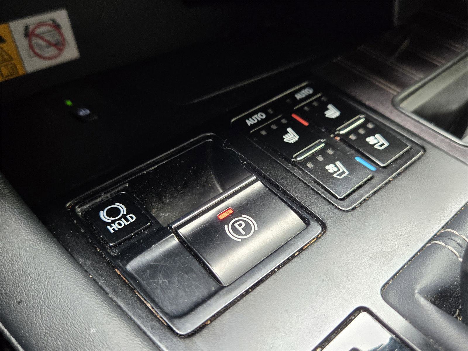 Used 2022 Lexus RX 450h AWD w/ Luxury Package image 26