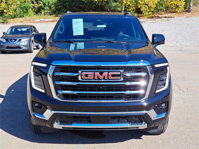 Used 2025 GMC Yukon XL Elevation image 8