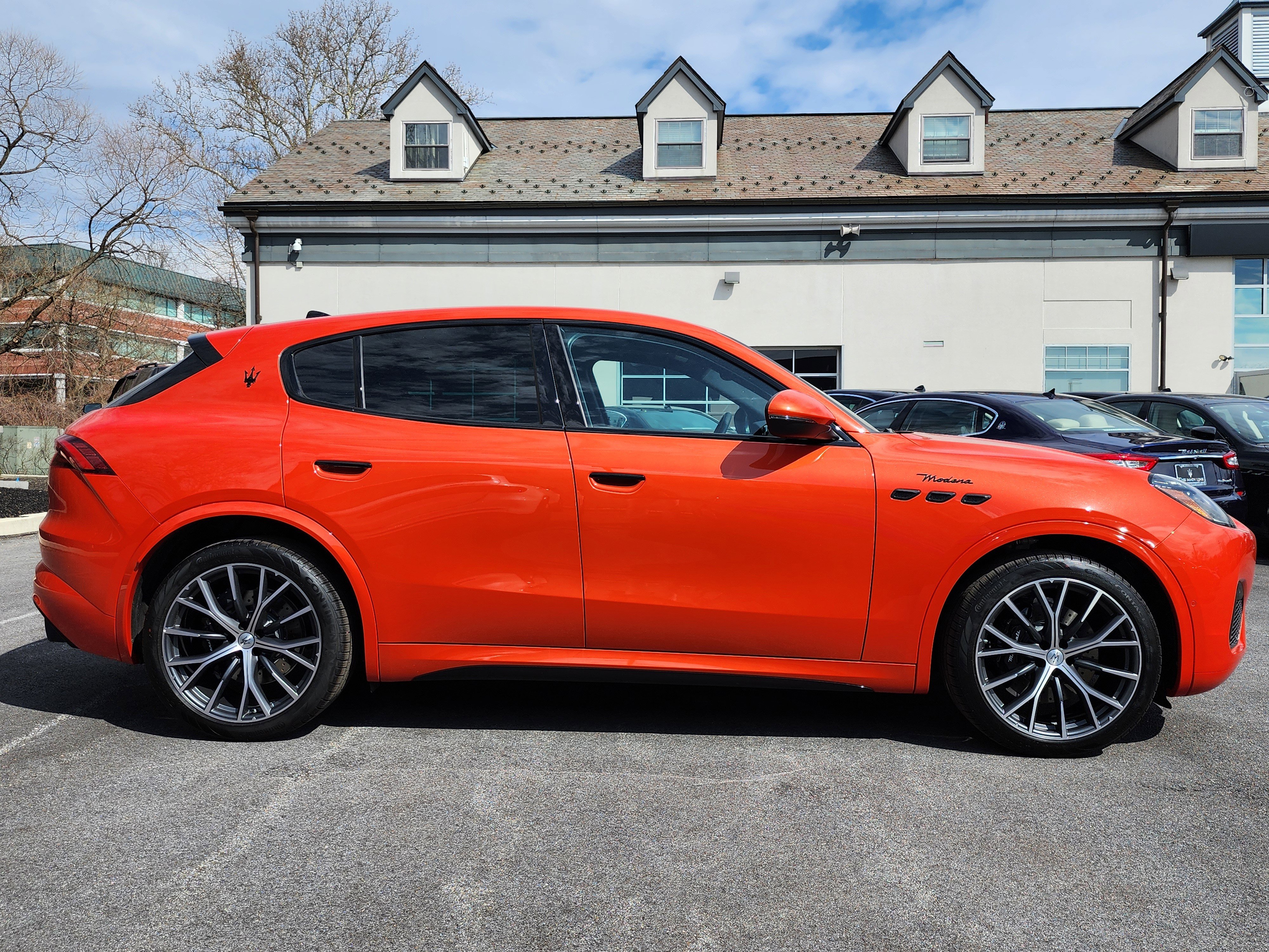 New 2026 Maserati Grecale Modena image 8