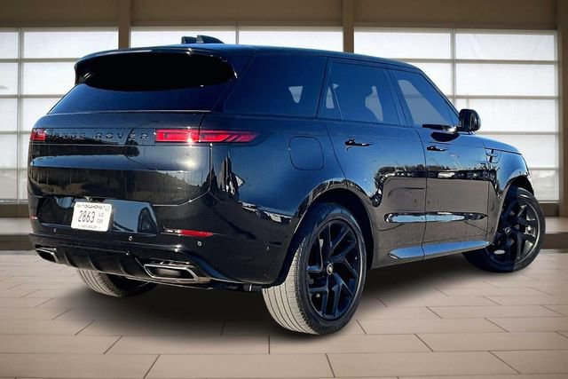 Used 2024 Land Rover Range Rover Sport Dynamic SE image 2