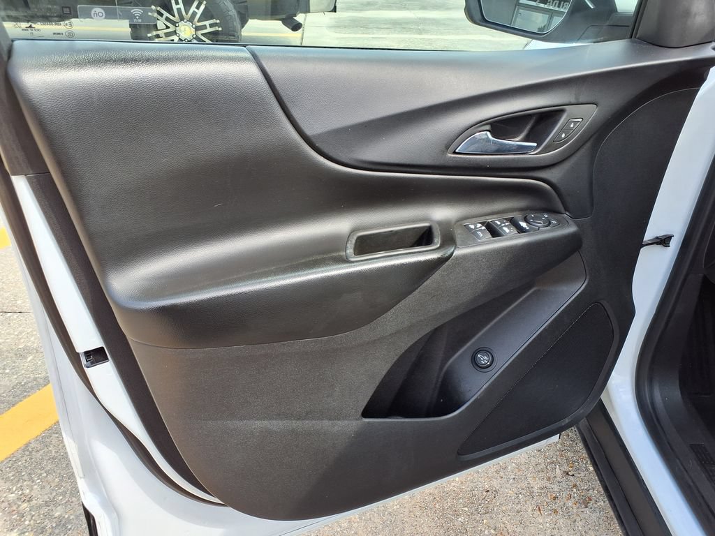 Used 2022 Chevrolet Equinox LT FWD image 19