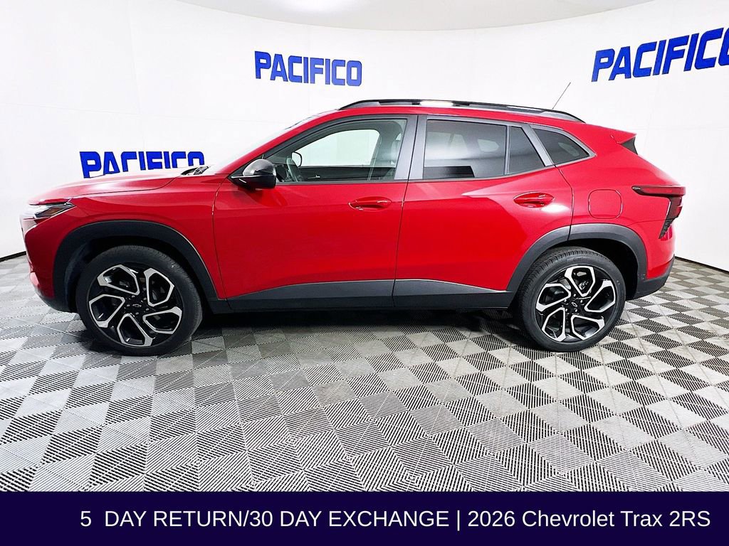 Used 2026 Chevrolet Trax RS w/ Sunroof Package image 5