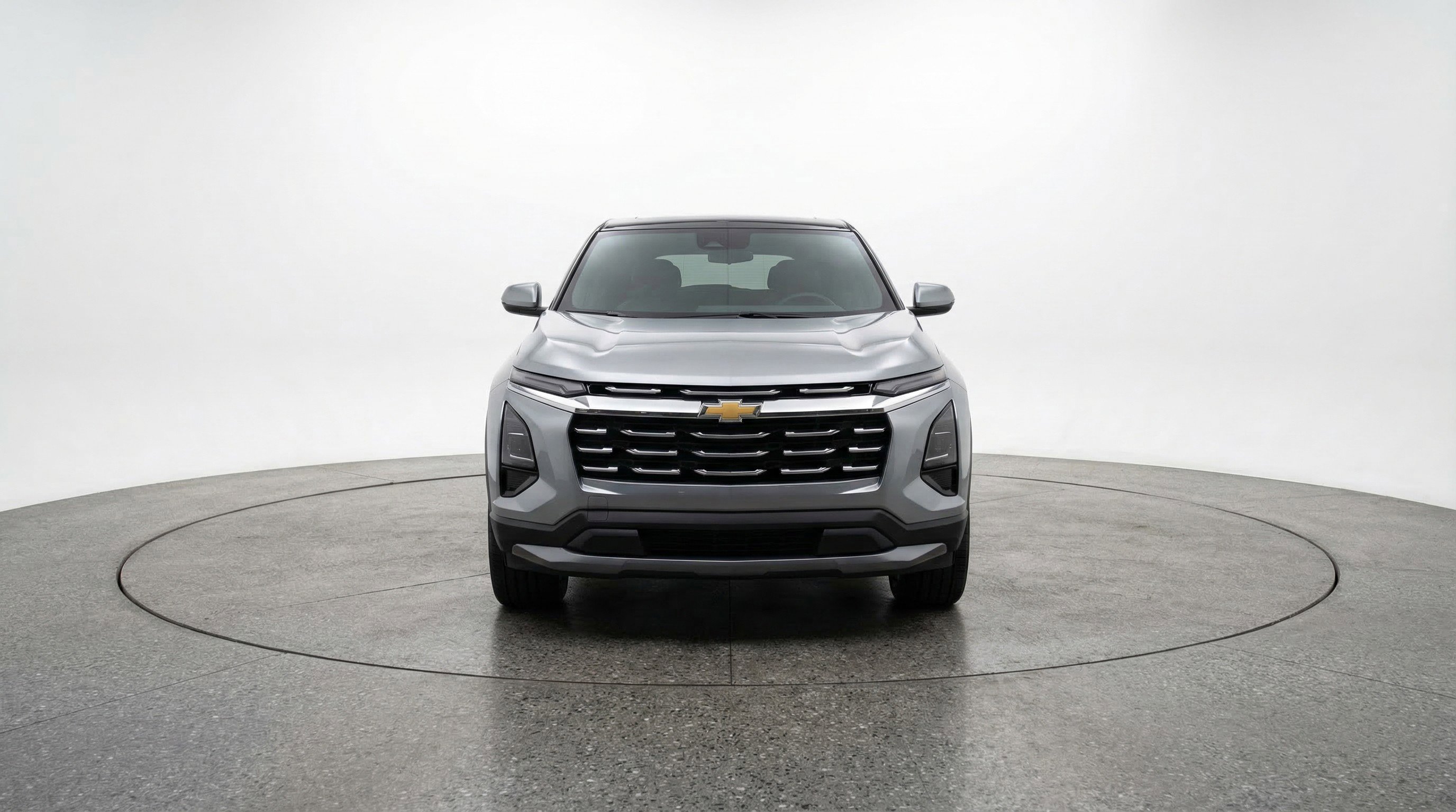 Used 2025 Chevrolet Equinox LT image 2