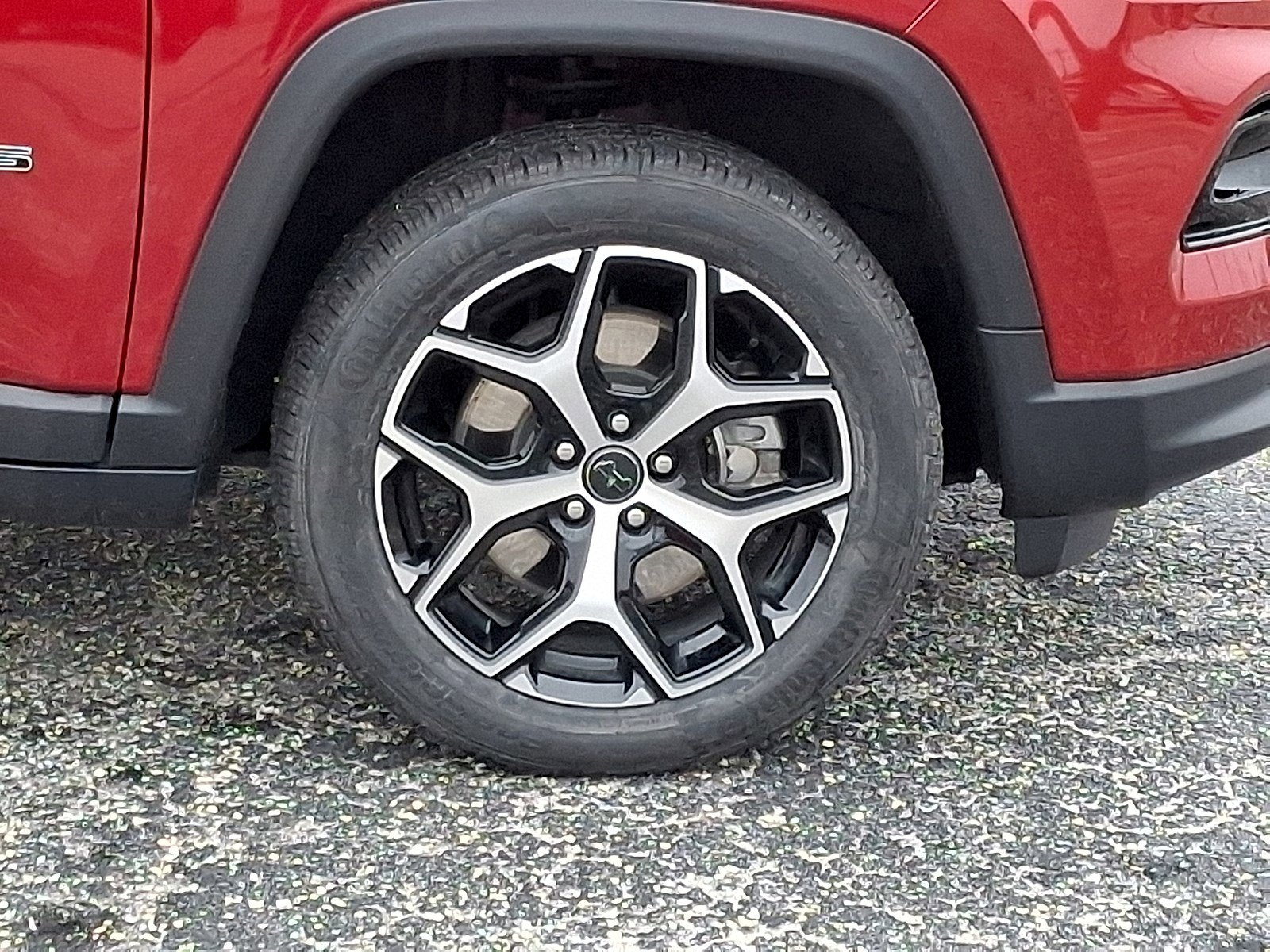 Used 2025 Jeep Compass Limited image 8