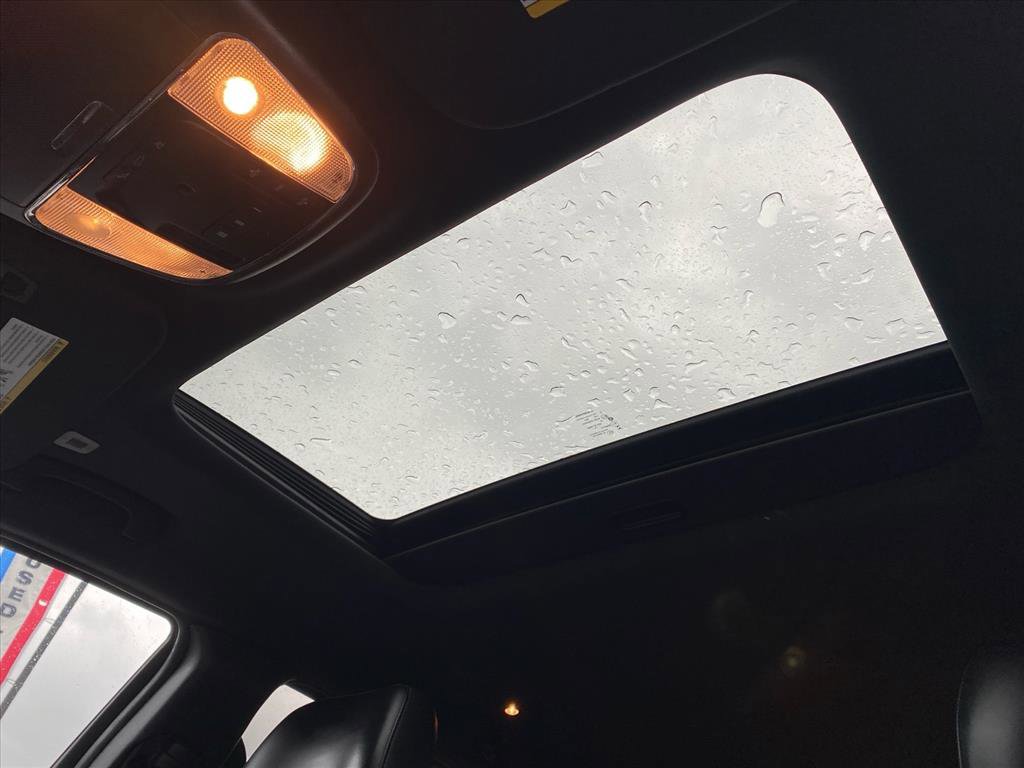 Used 2020 Jeep Grand Cherokee Limited AWD/4WD image 24