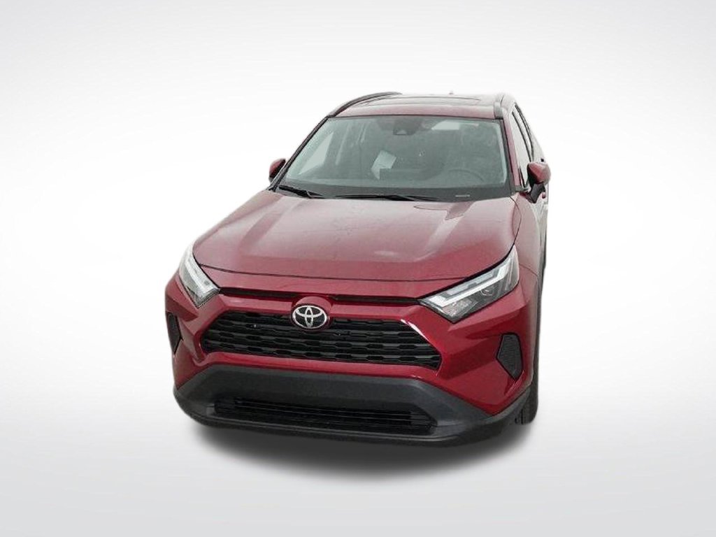 Used 2025 Toyota RAV4 XLE w/ Convenience Package FWD image 19