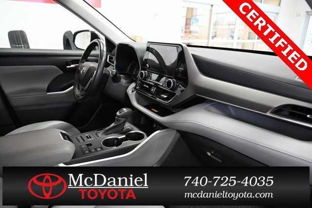 Certified 2023 Toyota Highlander XLE image 15