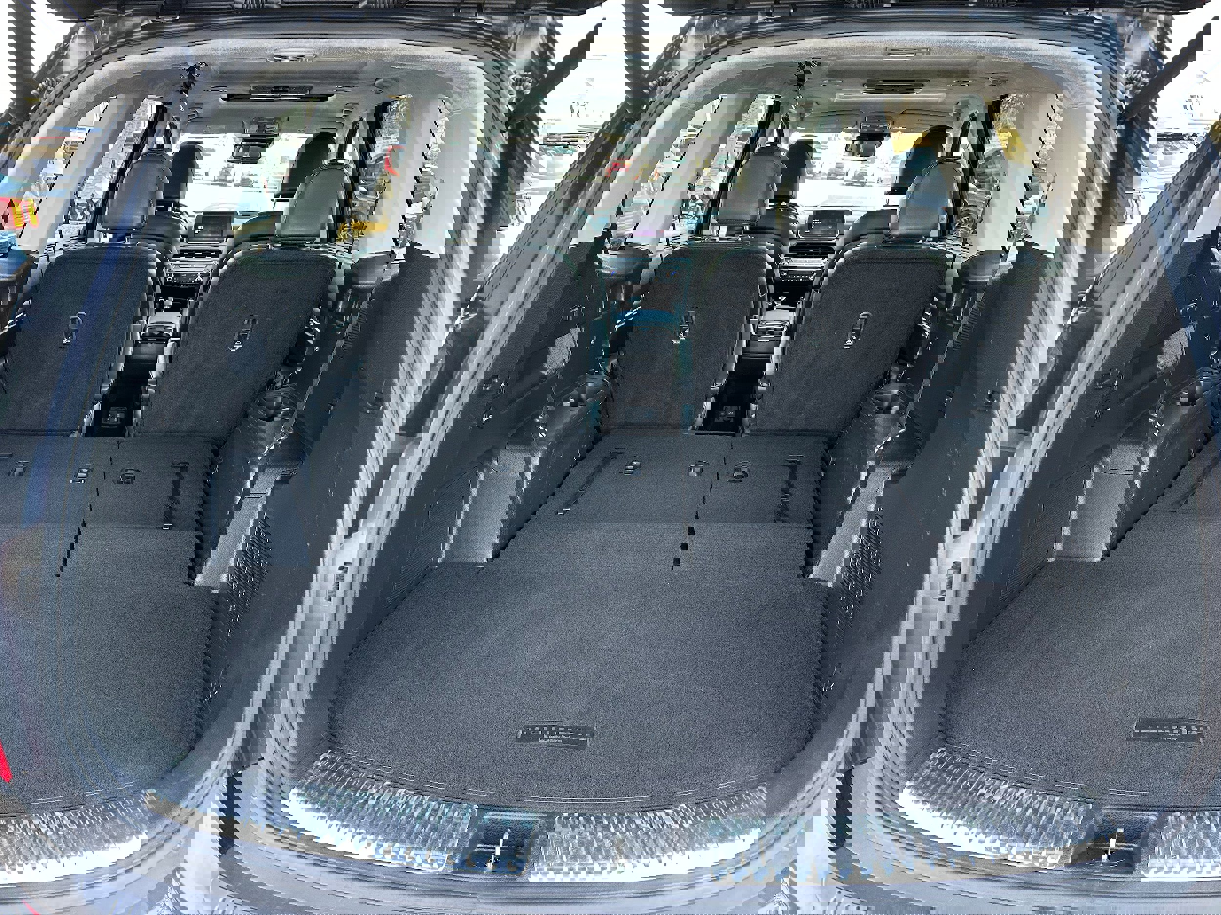 Used 2022 Kia Telluride SX w/ SX Prestige Package image 10