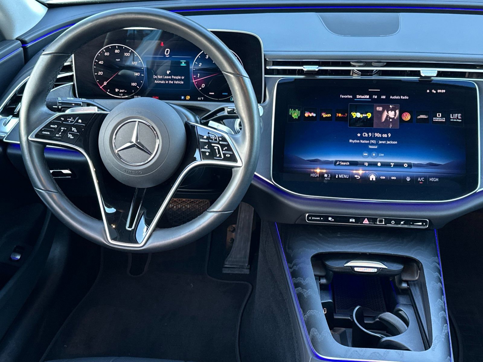 Certified 2025 Mercedes-Benz E 350 4MATIC Sedan image 14