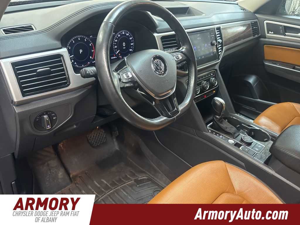 Used 2018 Volkswagen Atlas SEL Premium image 10