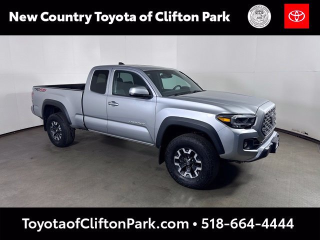 Used 2022 Toyota Tacoma TRD Off-Road w/ TRD Premium Off Road Package AWD/4WD image 1