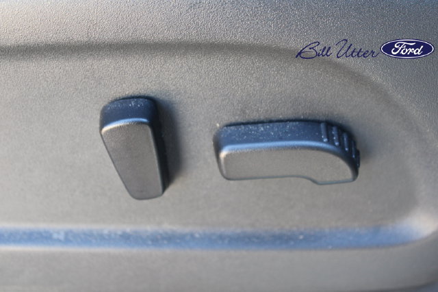 Used 2023 Nissan Titan PRO-4X w/ Pro-4x Convenience Package AWD/4WD image 12