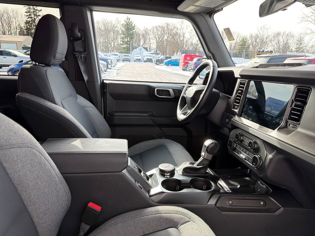 Used 2025 Ford Bronco Big Bend image 18