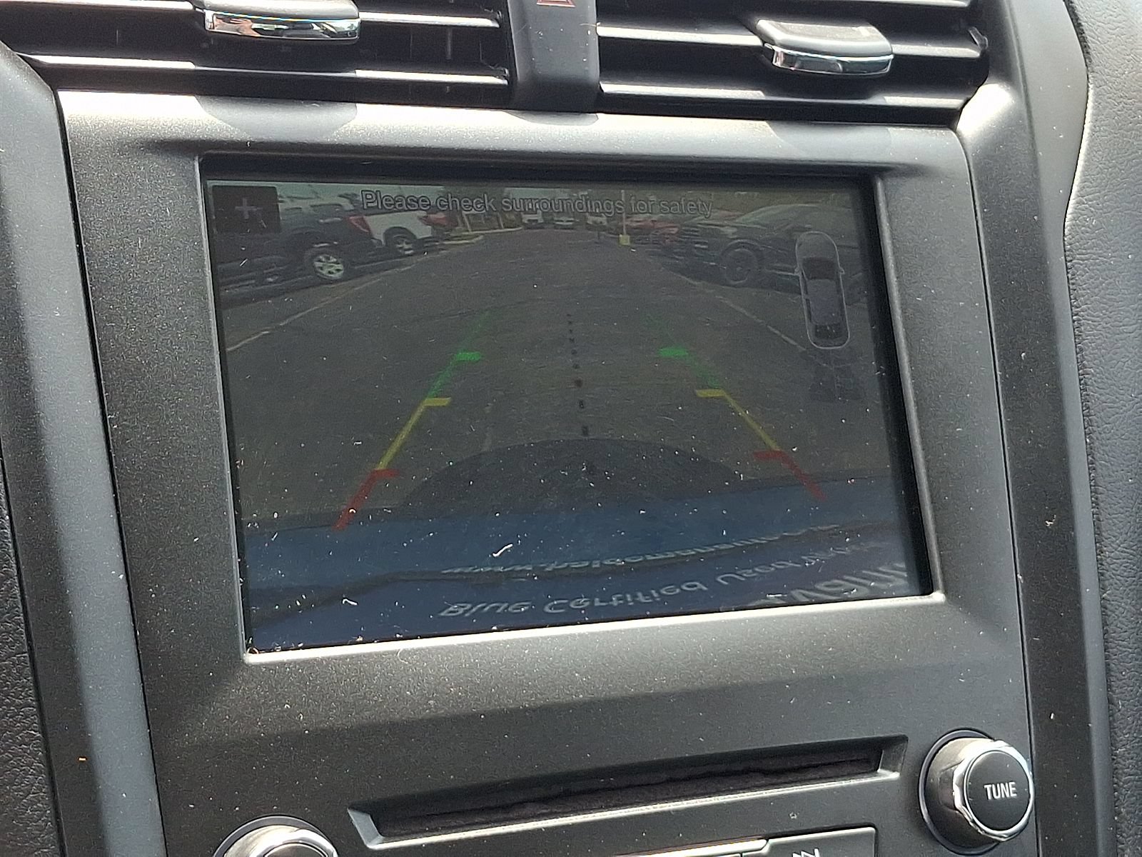 Used 2018 Ford Fusion SE w/ Equipment Group 201A FWD image 18